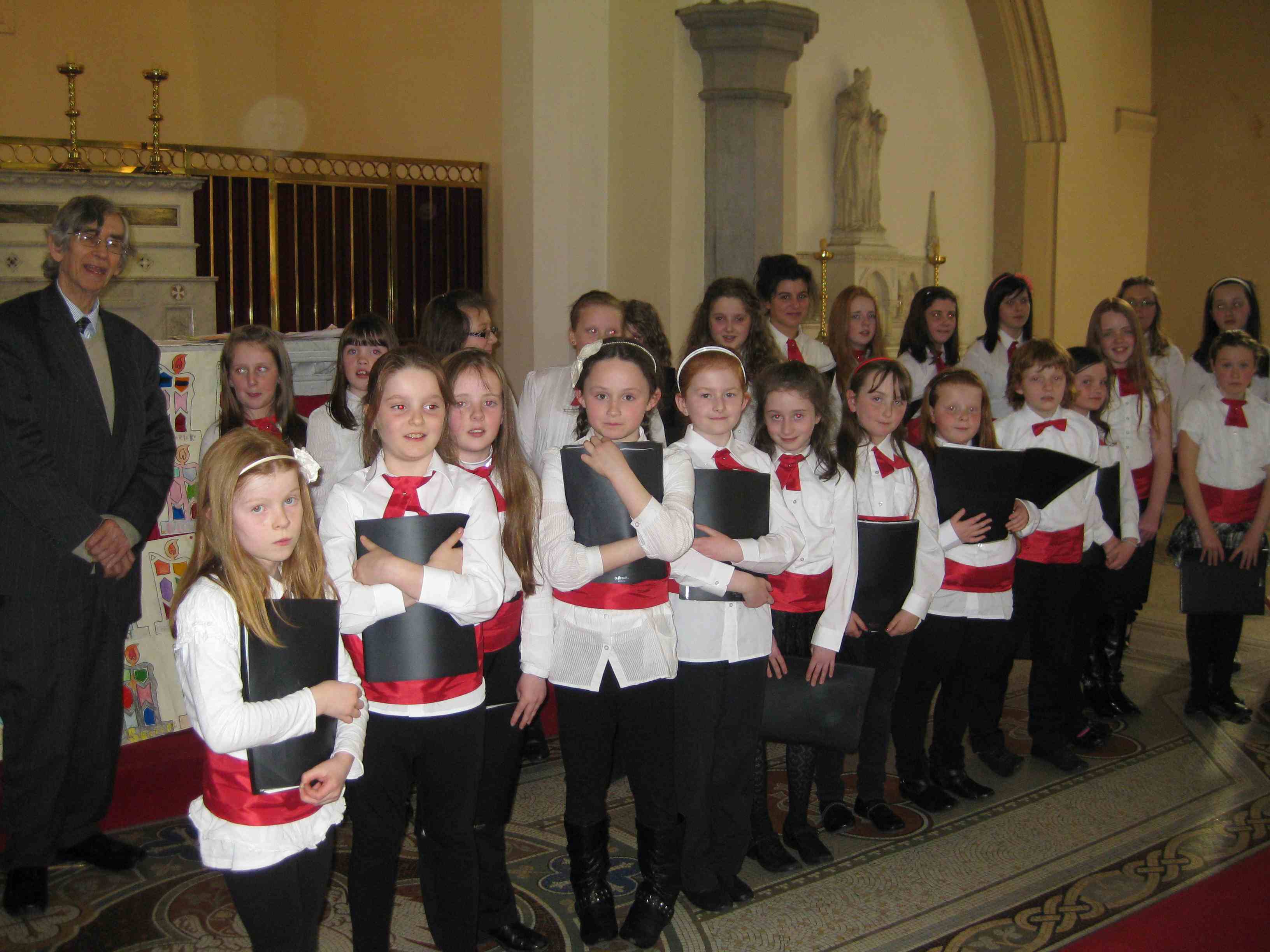 Colin Mawby and Moate Youth Choir